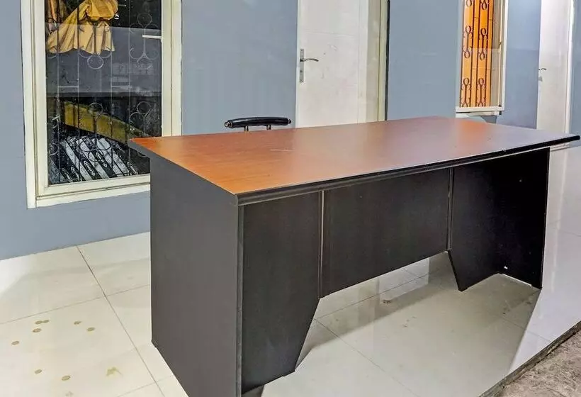 Hotelli Alif House Syariah Redpartner Near Taman Dayu Pandaan