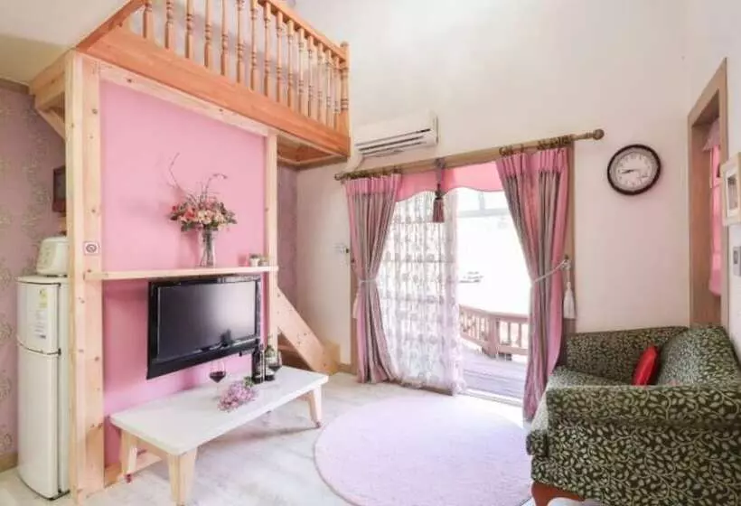 هتل Yangpyeong Cezanne Gallery Pension