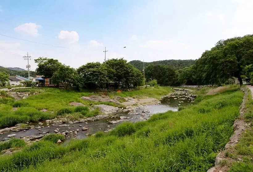 هتل Yangpyeong Pension View