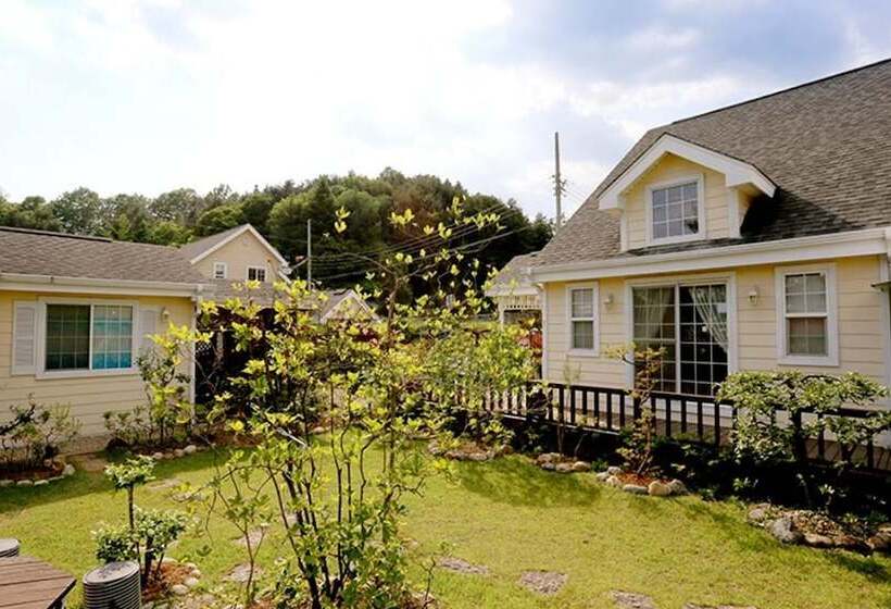 Hotel Yangpyeong Pension View