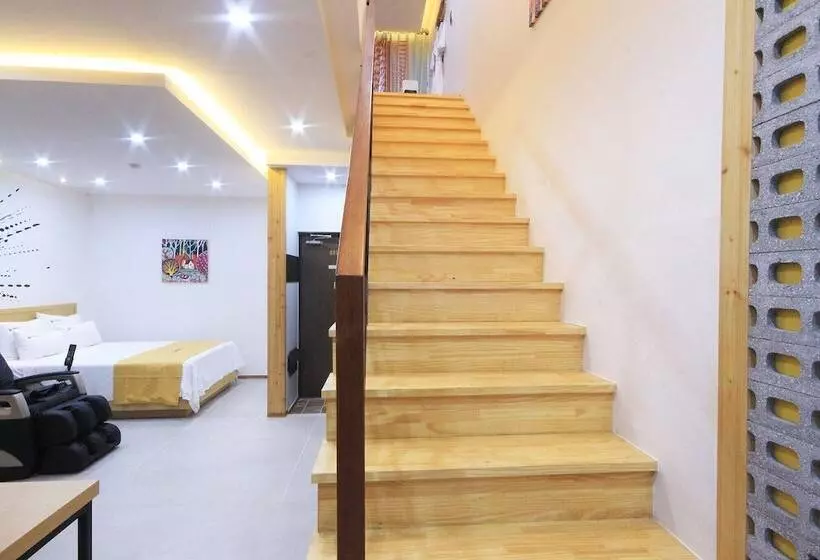 Iksan Kakao Self Check-in Motel