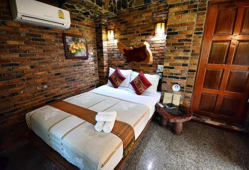 Khaosok Las Orquideas Resort