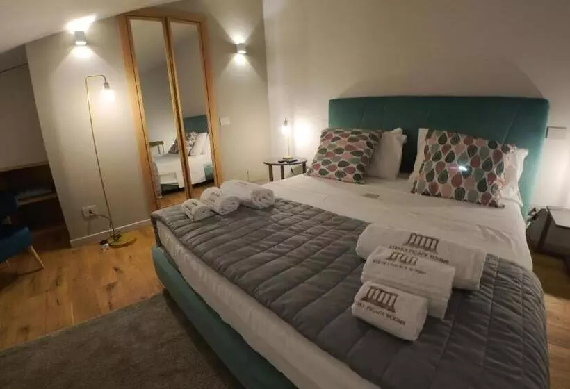 پانسیون Atenea Palace Rooms