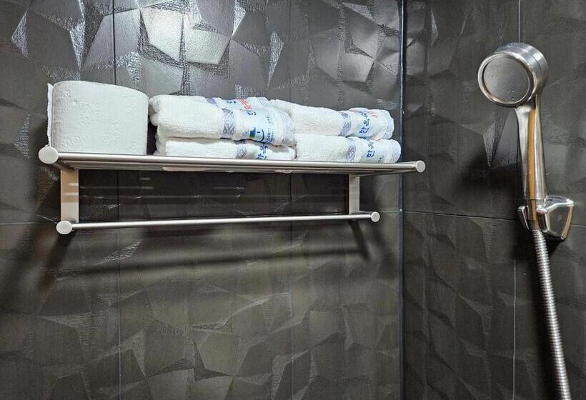 פנסיון Ddlanchae Hanok Stay   Main House