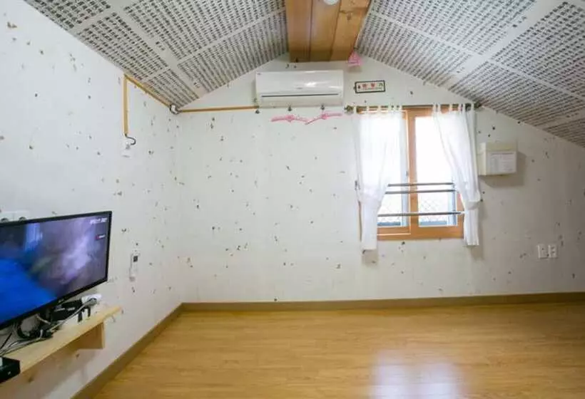 ペンション Ddlanchae Hanok Stay   Main House