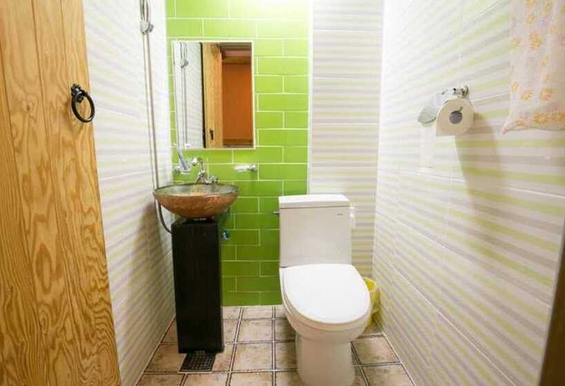 פנסיון Ddlanchae Hanok Stay   Main House