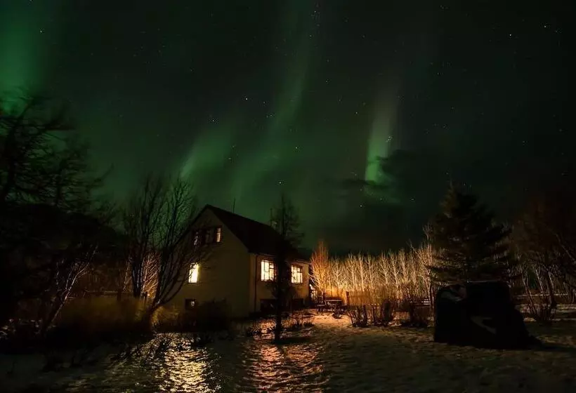 هتل Bragdavellir Cottages