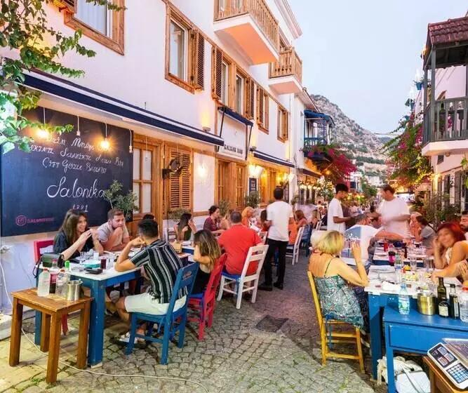 هتل Kalkan Han