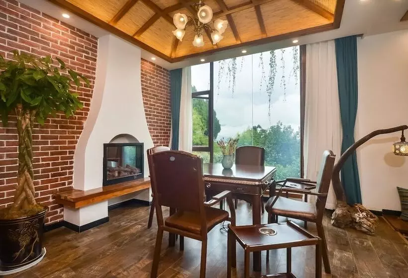 Hotelli Lijiang Cibei Guesthouse