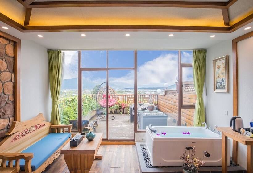 Hotel Lijiang Cibei Guesthouse