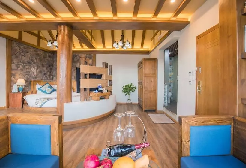 Hotelli Lijiang Cibei Guesthouse