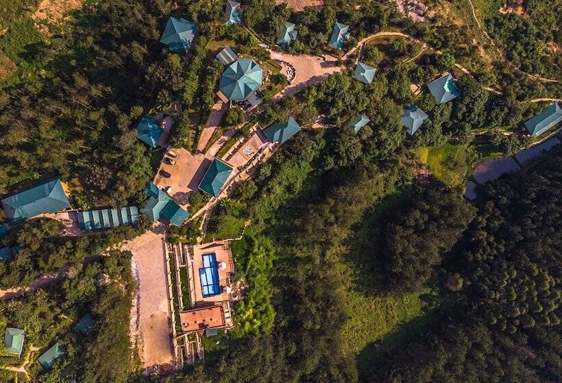 هتل Rushaga Gorilla Lodge