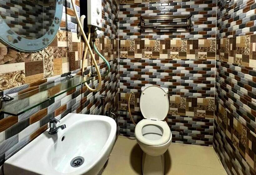 בית מלון כפרי Ark Batu Caves