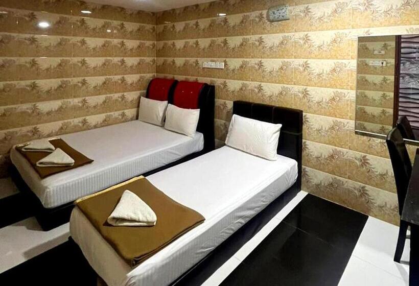 בית מלון כפרי Ark Batu Caves