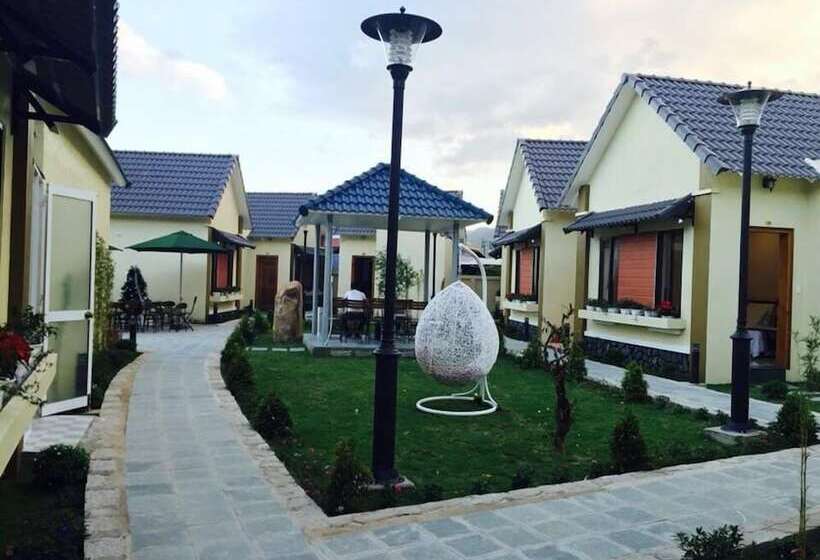 هتل Aloha Binh Tien