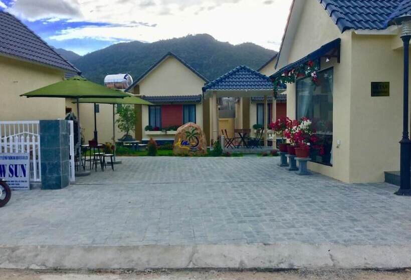 هتل Aloha Binh Tien