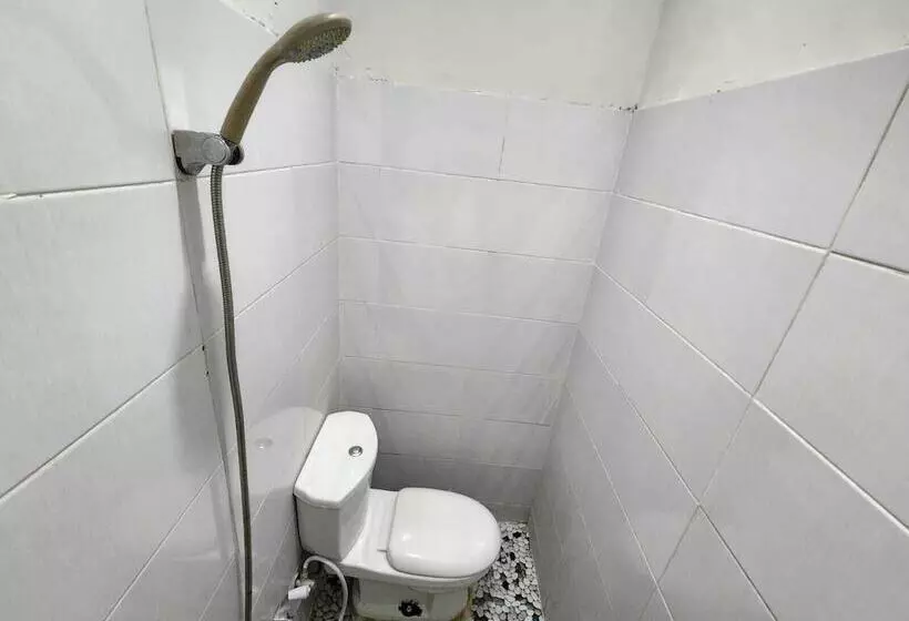 ホテル Omah Pandhoek Family Syariah