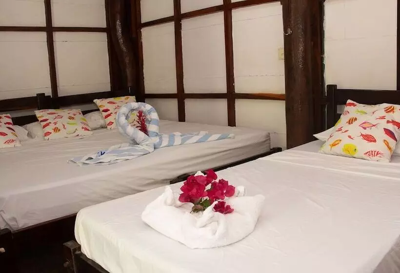هتل Playa Hermosa Ecolodge