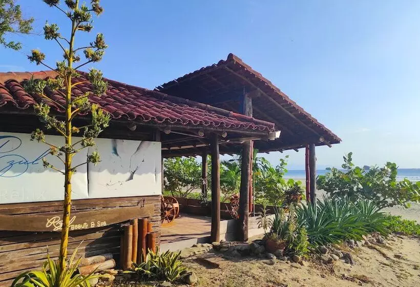 هتل Playa Hermosa Ecolodge