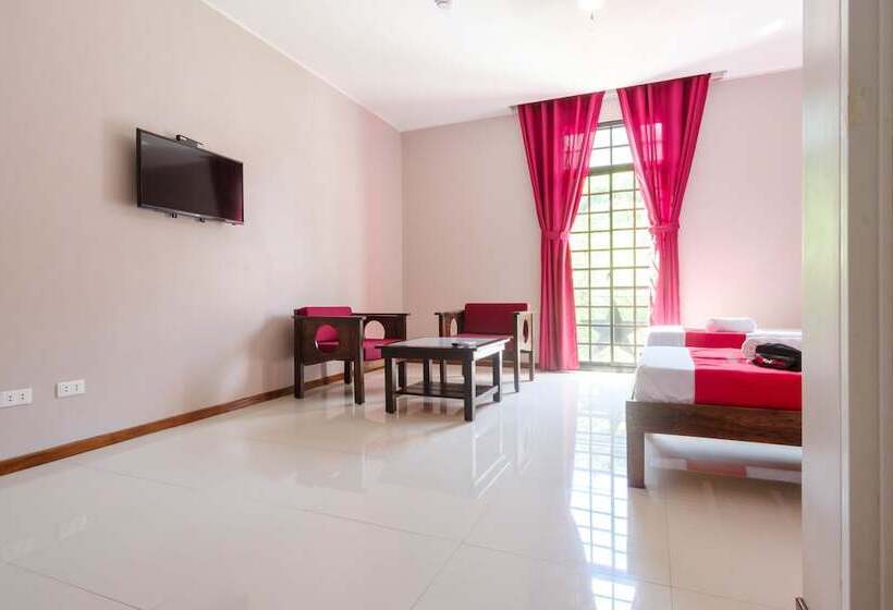 هتل Reddoorz Plus @ West Nautical Road Puerto Galera