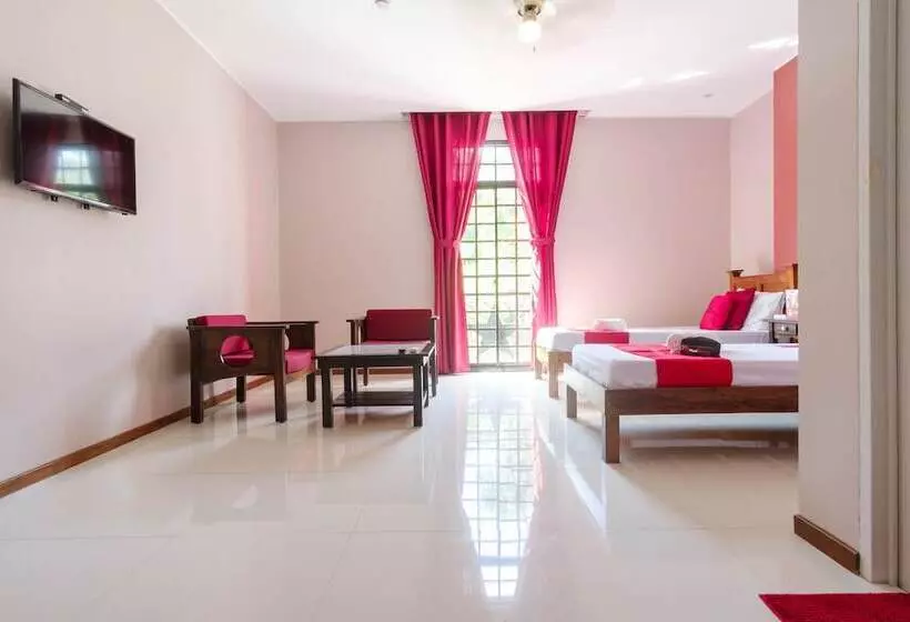 Hotelli Reddoorz Plus @ West Nautical Road Puerto Galera