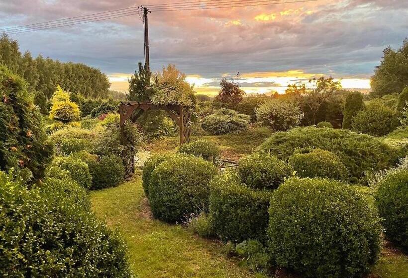 בית מלון כפרי Chata Pod Strzechą Bory Tucholskie