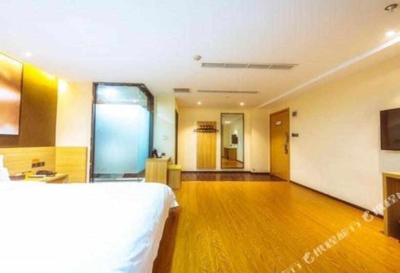 Iu Hotel Chongqing Jiangbei International Airport