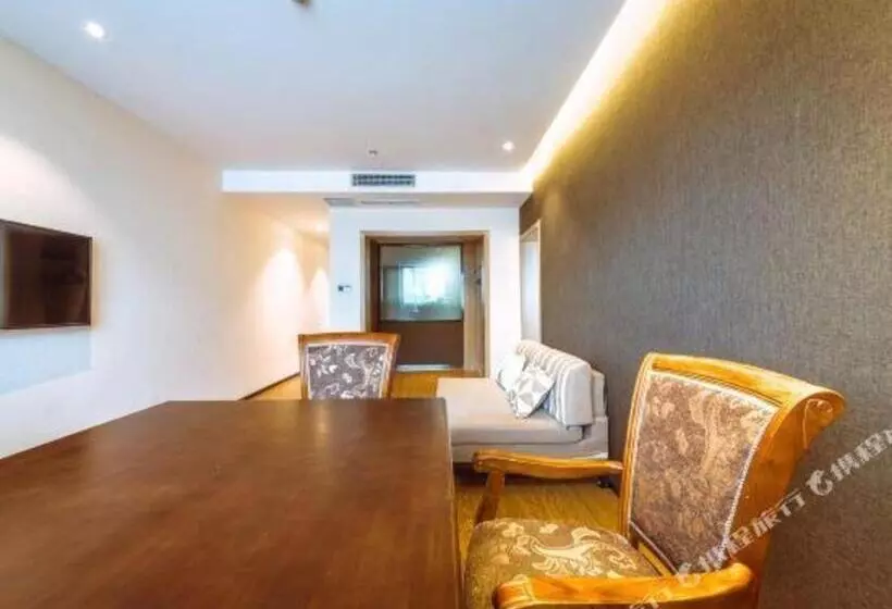 Iu Hotel Chongqing Jiangbei International Airport