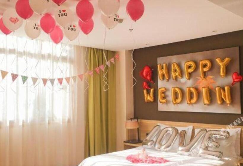 Iu Hotel Chongqing Jiangbei International Airport