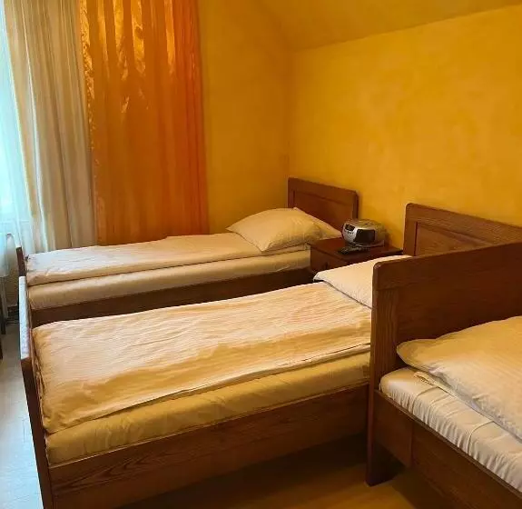 Motelli Leśny Dwór