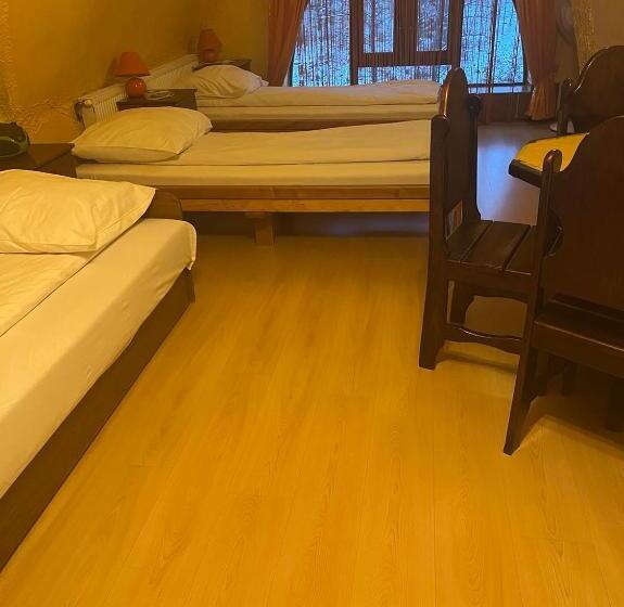 汽车旅馆  Leśny Dwór