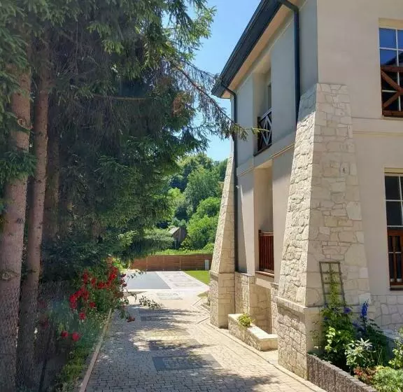 ベッドアンドブレックファースト Biały Dom Kazimierski