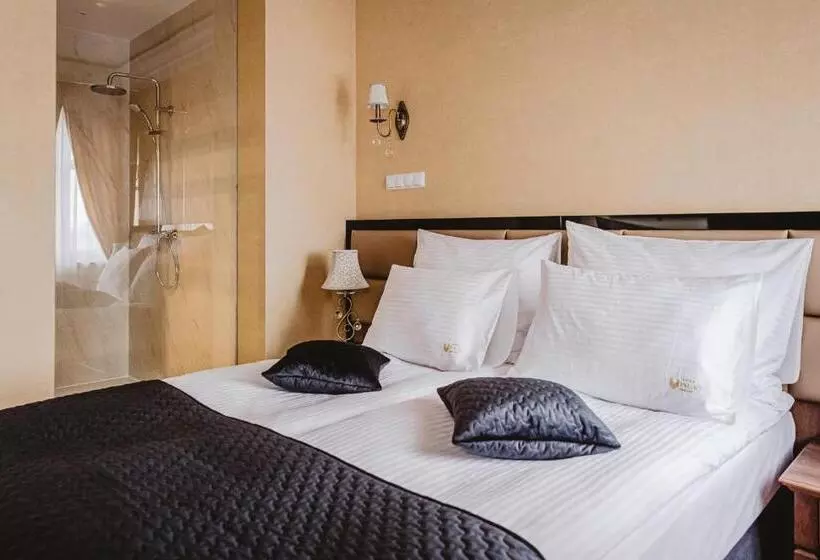 Aamiaismajoitus (B&B) Pałac Uniejów