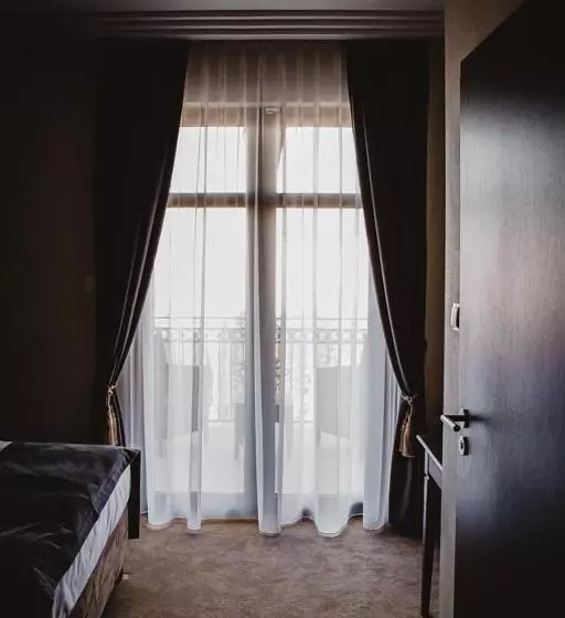 Aamiaismajoitus (B&B) Pałac Uniejów