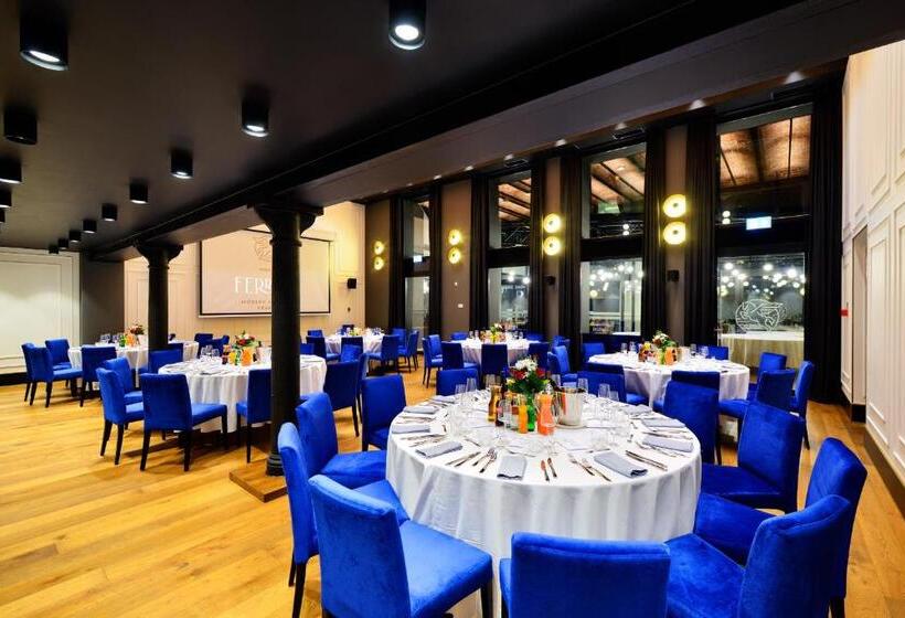 בית מלון כפרי Ferreus Modern Art Deco