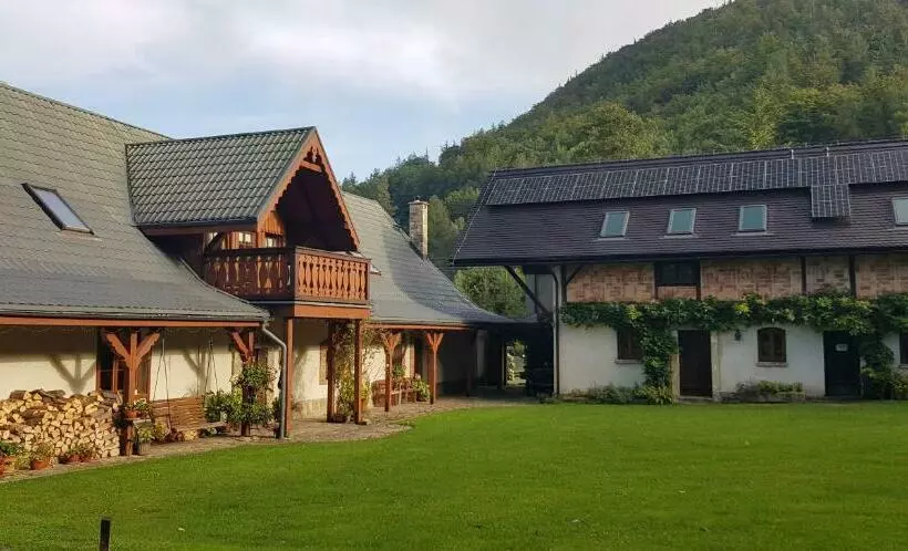 ホテル Gospodarstwo Gościnne Jesionówka