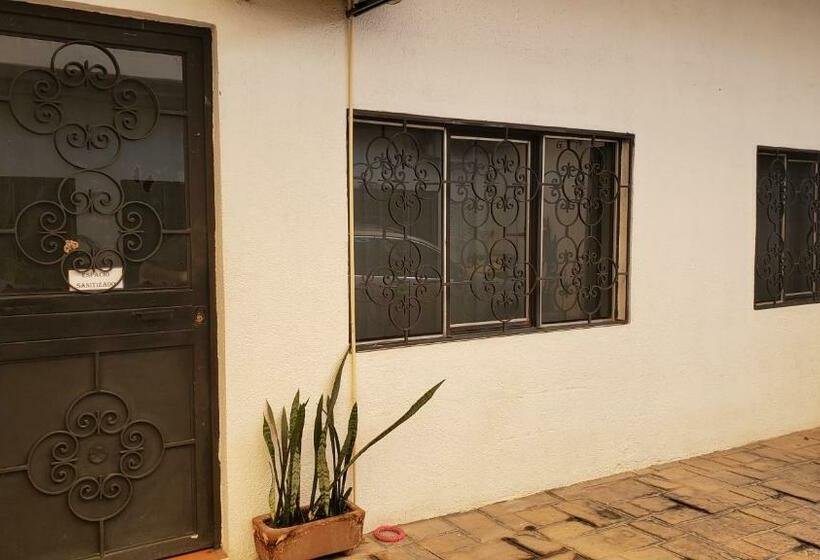 پانسیون Casa Chong Studio 1