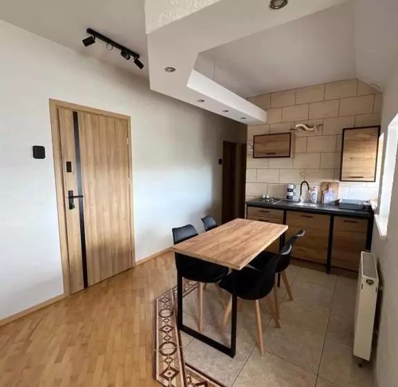 Majatalo Pokoje Gościnne Estera