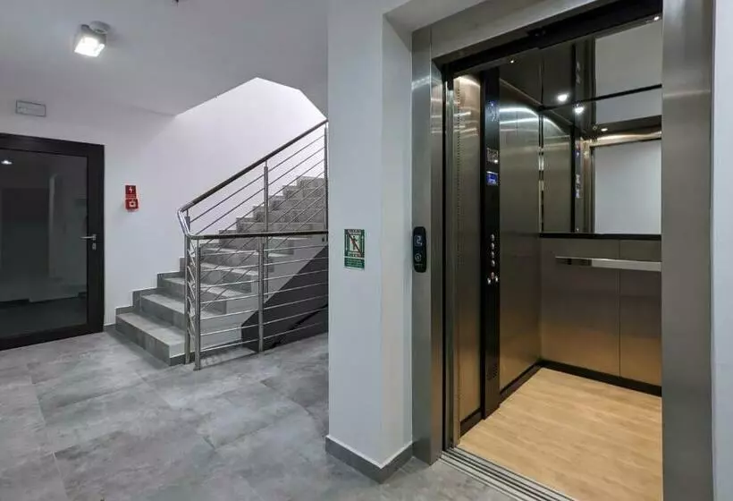 Majatalo Willa Grand