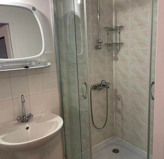 פנסיון Willa Pod Bukami