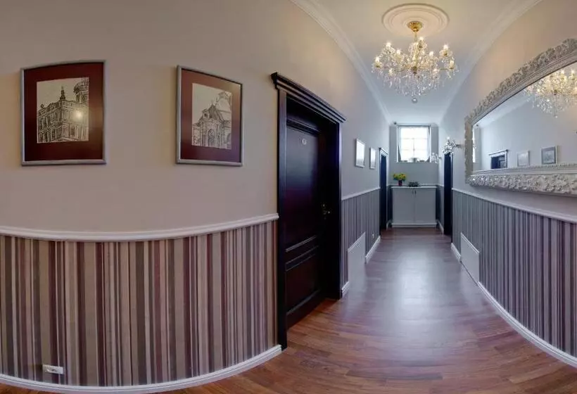 Retkeilymaja Kanclerz