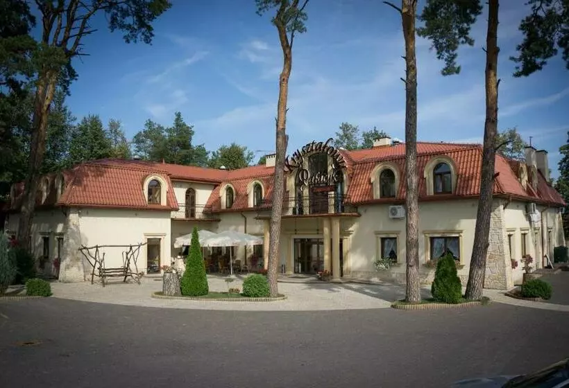 ユースホステル Kryształowy Pałacyk