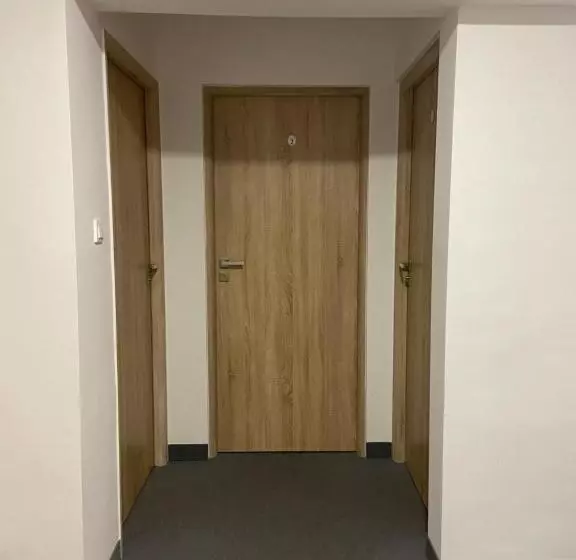 Pokoje Gościnne Holtur Podczele
