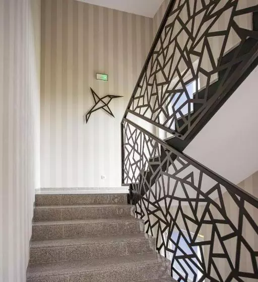 Aamiaismajoitus (B&B) Origami Prestige