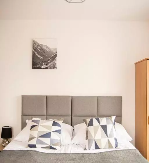 تختخواب و صبحانه Tatrzańskie Spanie Pokoje Gościnne