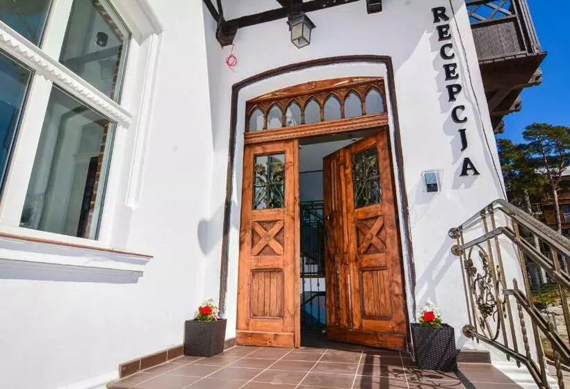 Aamiaismajoitus (B&B) Willa Kashmir