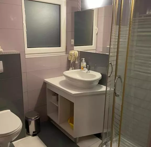 Aamiaismajoitus (B&B) Willa Stenia Center Apartamenty