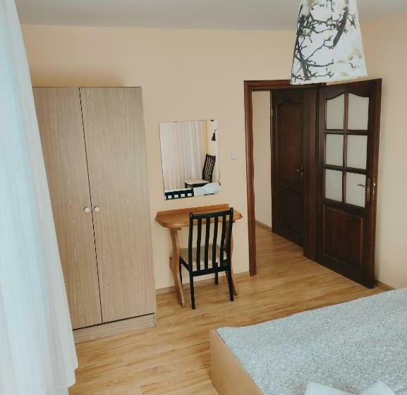 Otel Agroturystyka W Dolinie