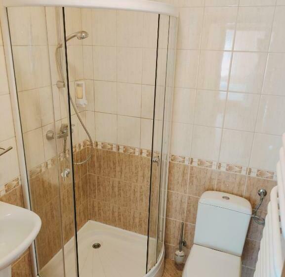 Otel Agroturystyka W Dolinie