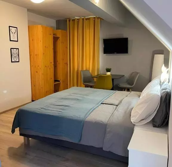 ホテル Skalny Dworek